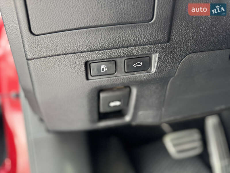 Седан Lexus ES 2019 в Вінниці