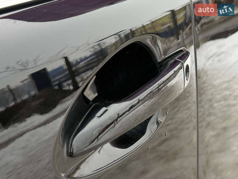 Седан Lexus ES 2016 в Києві