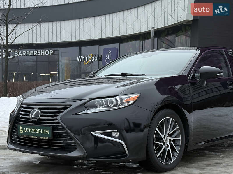 Седан Lexus ES 2016 в Києві