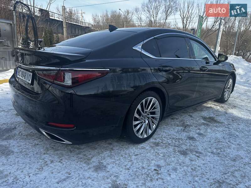Седан Lexus ES 2022 в Львове фото 10 Седан Lexus ES 2022 в Львове