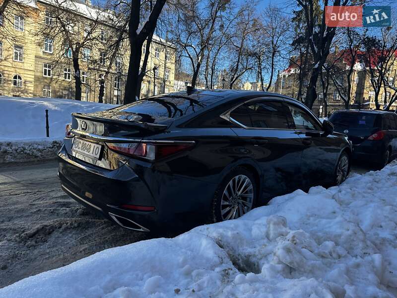 Седан Lexus ES 2022 в Львове фото 14 Седан Lexus ES 2022 в Львове