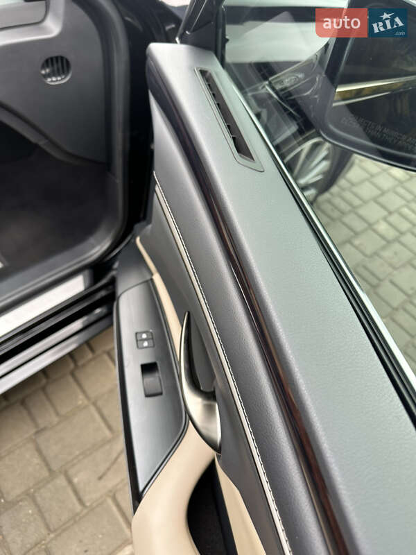 Седан Lexus ES 2020 в Одессе