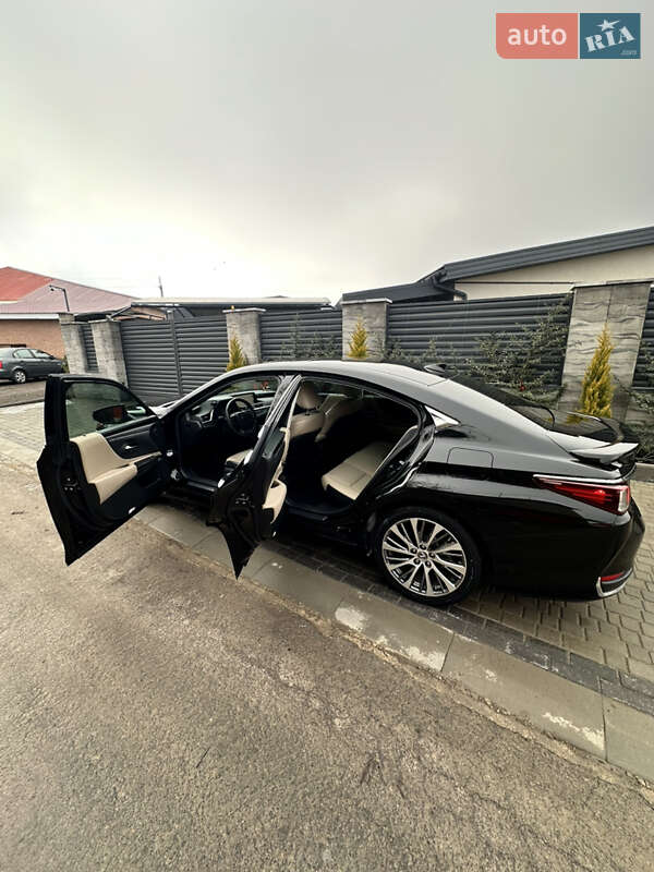 Седан Lexus ES 2020 в Одессе