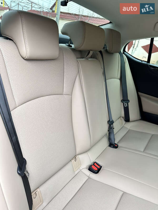 Седан Lexus ES 2020 в Одессе