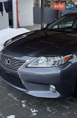 Седан Lexus ES 2014 в Львові фото 4 Седан Lexus ES 2014 в Львові