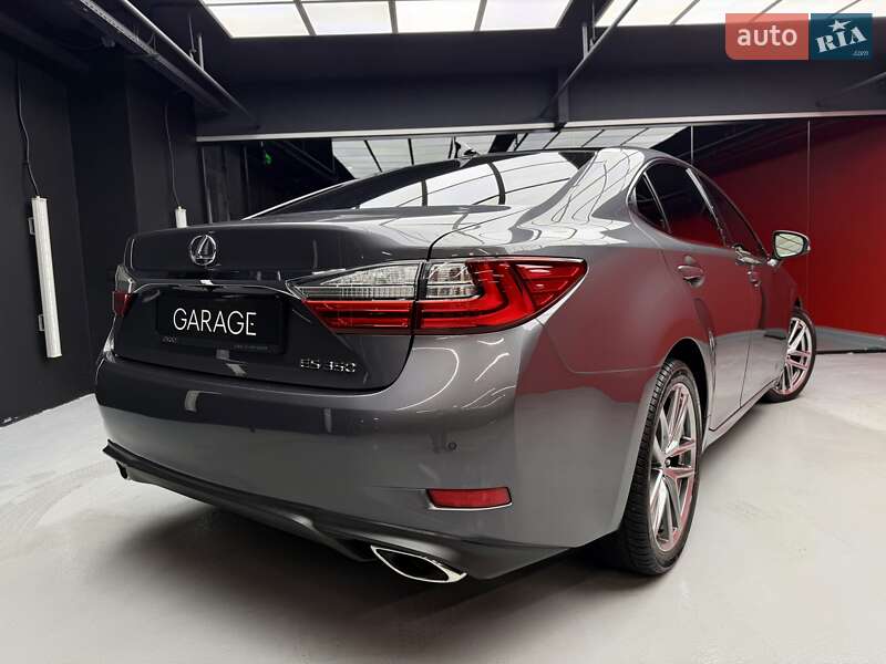 Седан Lexus ES 2018 в Києві