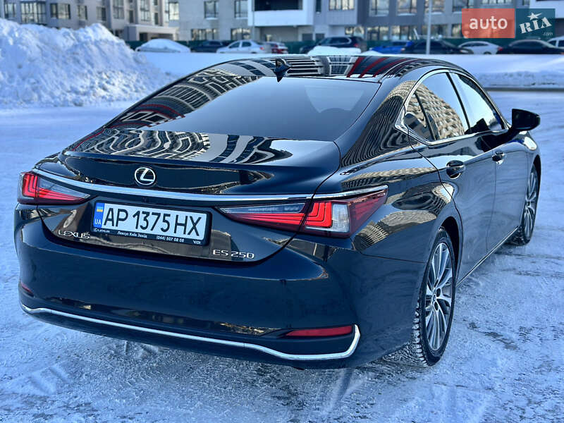 Седан Lexus ES 2020 в Киеве фото 13 Седан Lexus ES 2020 в Киеве