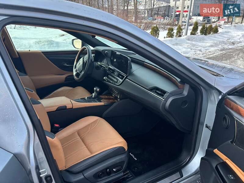 Седан Lexus ES 2022 в Тернополе фото 7 Седан Lexus ES 2022 в Тернополе