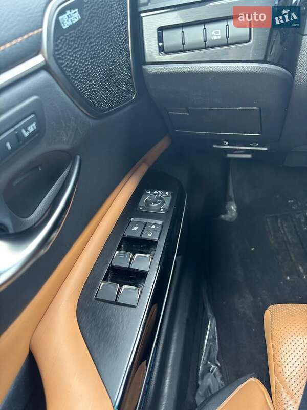 Седан Lexus ES 2022 в Тернополе фото 35 Седан Lexus ES 2022 в Тернополе