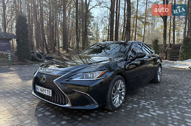 Седан Lexus ES 2020 в Трускавце
