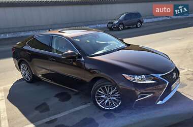Седан Lexus ES 2016 в Киеве
