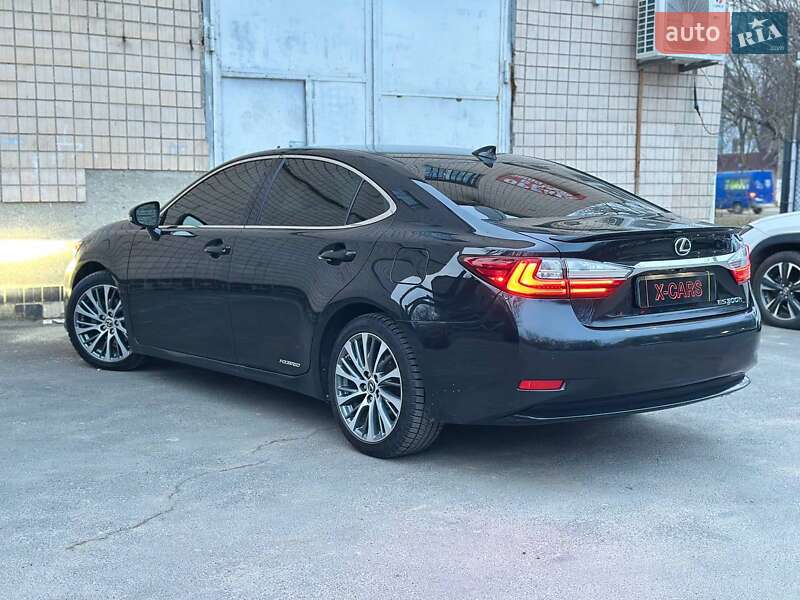 Седан Lexus ES 2016 в Одессе