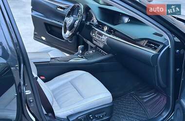 Седан Lexus ES 2016 в Одессе