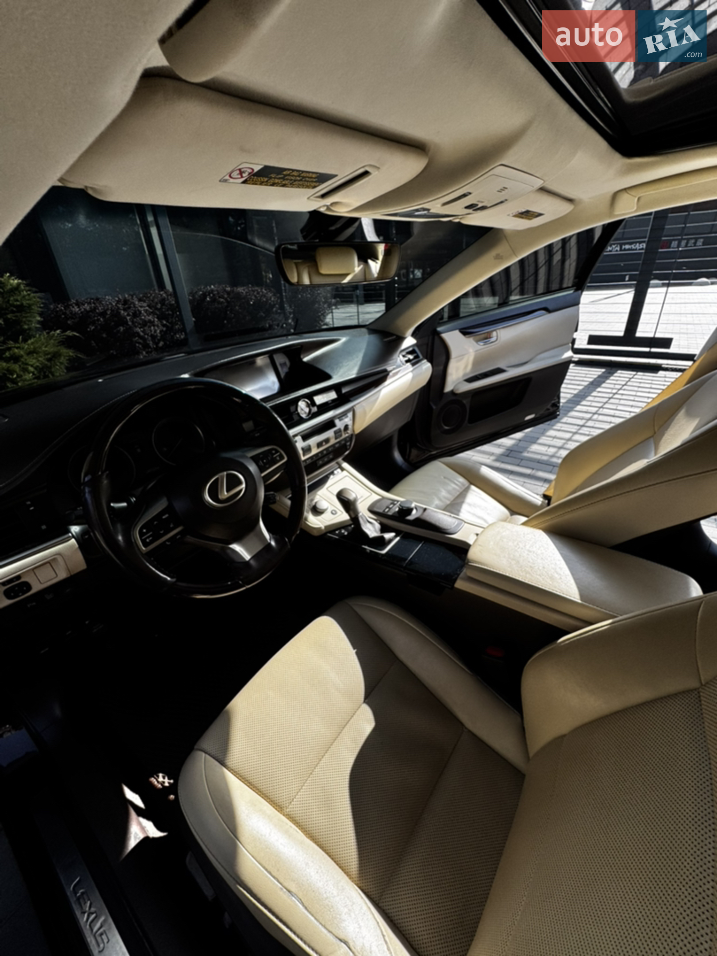2016 Lexus ES - мініатюра 12