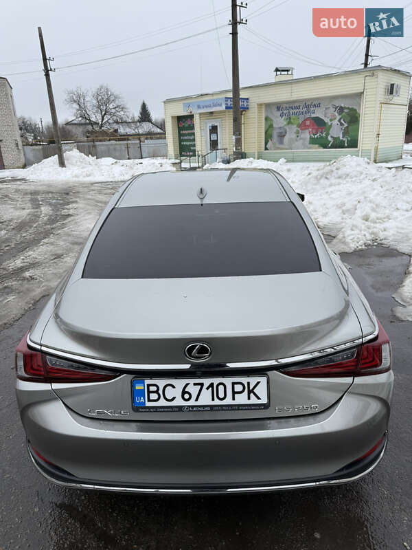 Седан Lexus ES 2020 в Кременчуге фото 5 Седан Lexus ES 2020 в Кременчуге