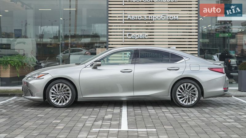Седан Lexus ES 2022 в Львове фото 3 Седан Lexus ES 2022 в Львове
