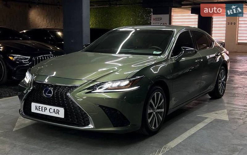 Седан Lexus ES 2020 в Одесі
