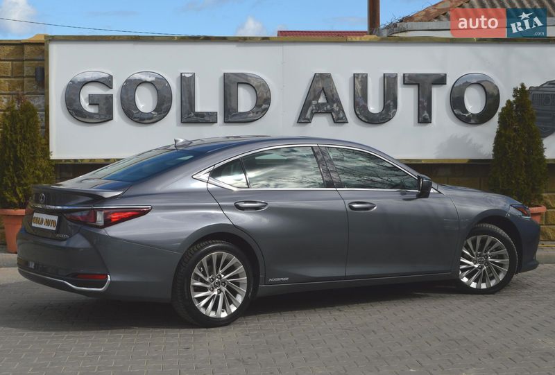 Седан Lexus ES 2019 в Одессе