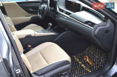 Седан Lexus ES 2019 в Одессе