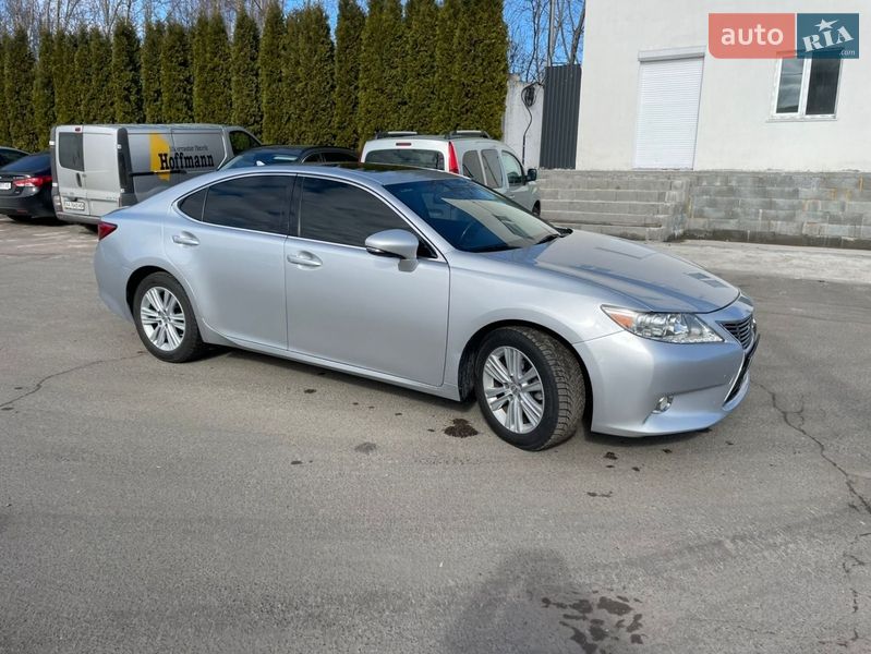 Седан Lexus ES 2014 в Киеве фото 11 Седан Lexus ES 2014 в Киеве