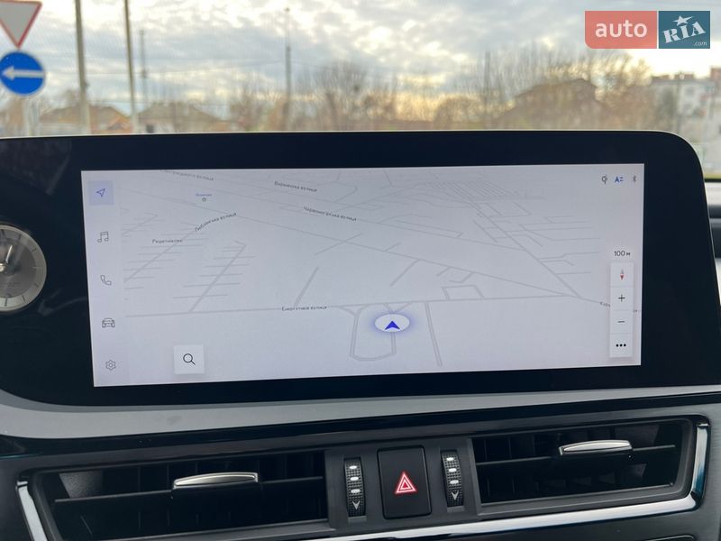 Седан Lexus ES 2024 в Рівному