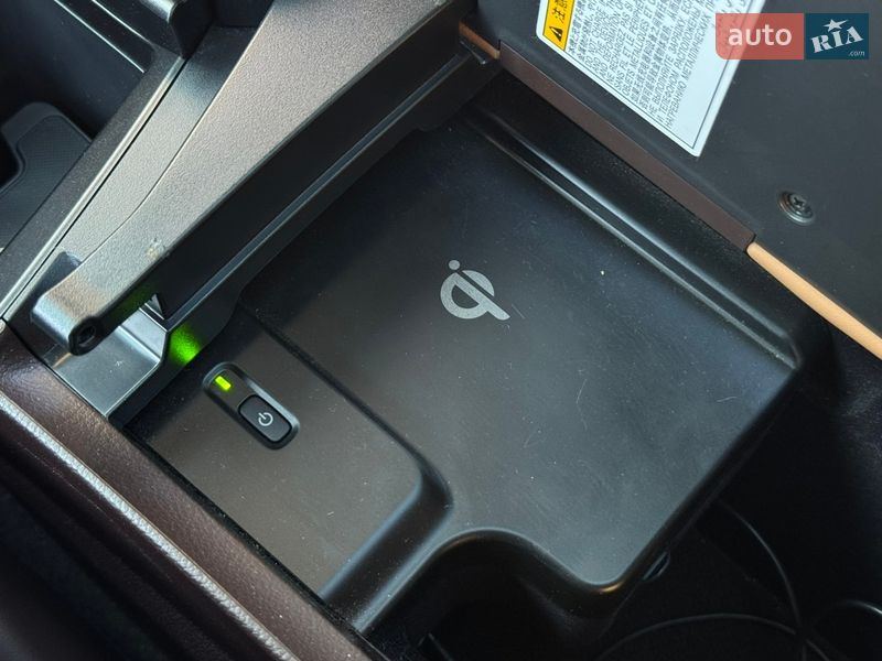 Седан Lexus ES 2020 в Києві фото 30 Седан Lexus ES 2020 в Києві