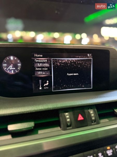 Седан Lexus ES 2018 в Одесі