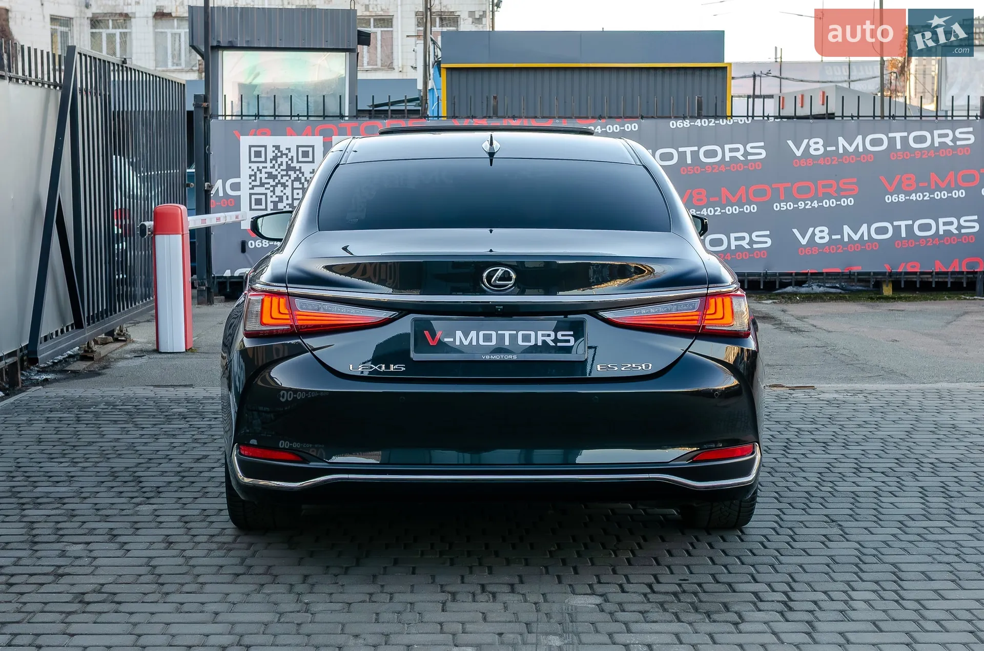 2020 Lexus ES - мініатюра 10