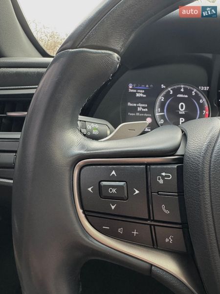 Седан Lexus ES 2021 в Дніпрі