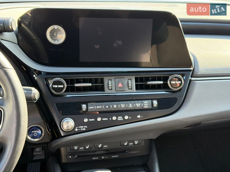 Седан Lexus ES 2022 в Одесі