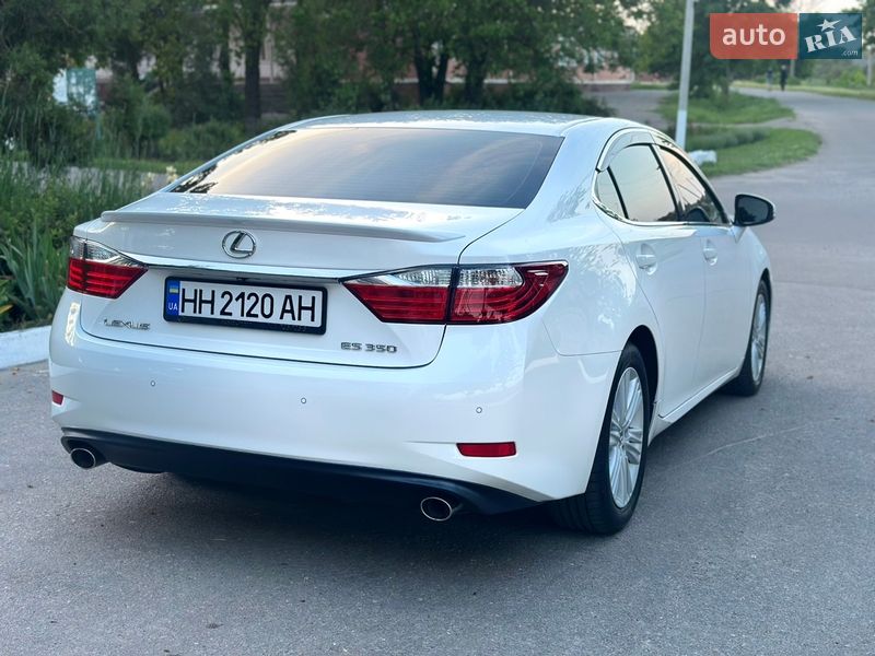 Седан Lexus ES 2014 в Одессе