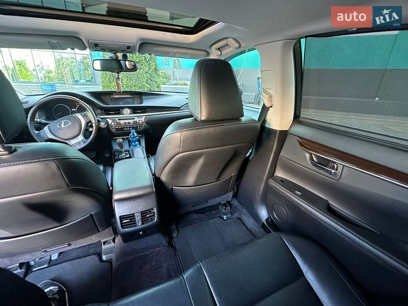 Седан Lexus ES 2014 в Одессе