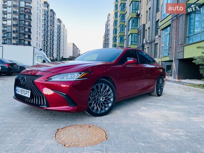 Седан Lexus ES 2019 в Києві