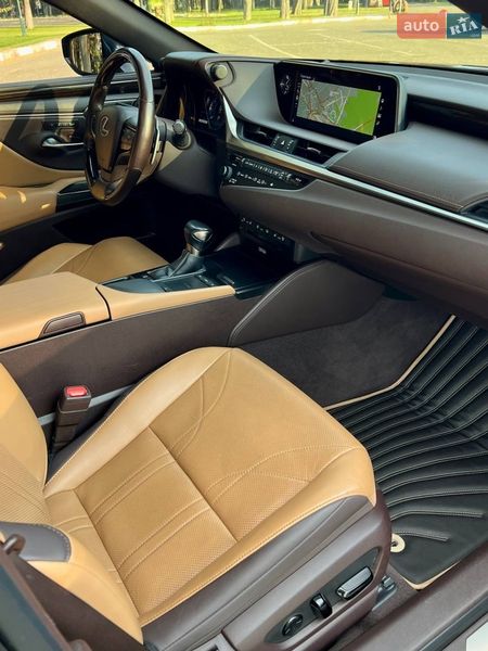 Седан Lexus ES 2018 в Одессе