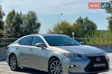 Седан Lexus ES 2018 в Киеве