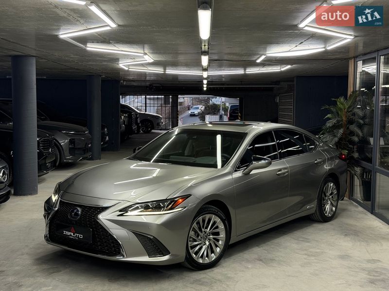 Седан Lexus ES 2019 в Одесі
