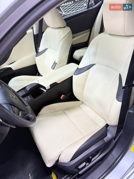 Седан Lexus ES 2022 в Одессе