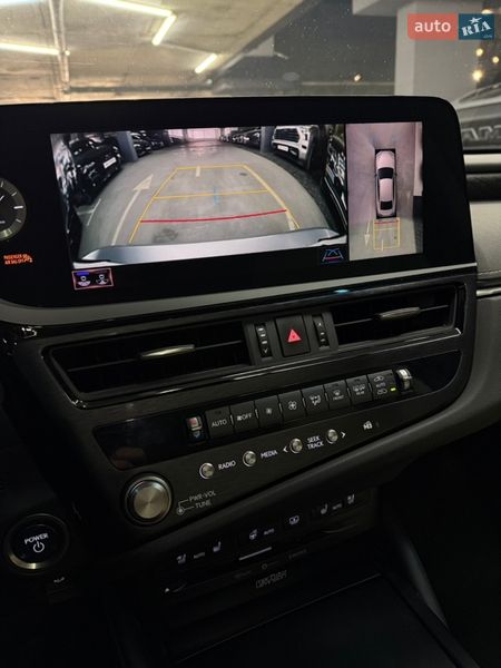 Седан Lexus ES 2022 в Одессе