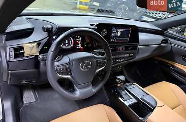 Седан Lexus ES 2022 в Киеве