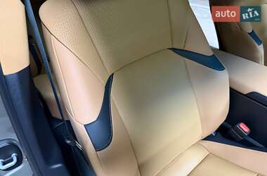 Седан Lexus ES 2022 в Киеве