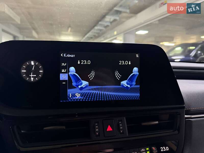 Седан Lexus ES 2022 в Киеве