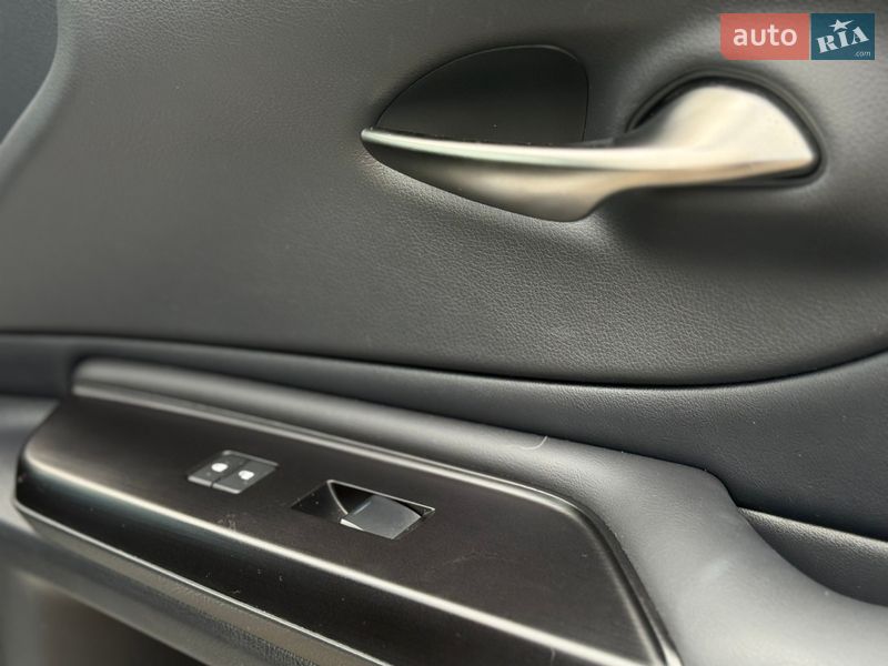 Седан Lexus ES 2020 в Києві фото 36 Седан Lexus ES 2020 в Києві