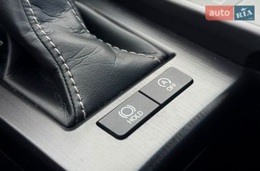 Седан Lexus ES 2020 в Киеве
