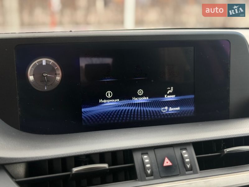 Седан Lexus ES 2020 в Києві фото 58 Седан Lexus ES 2020 в Києві