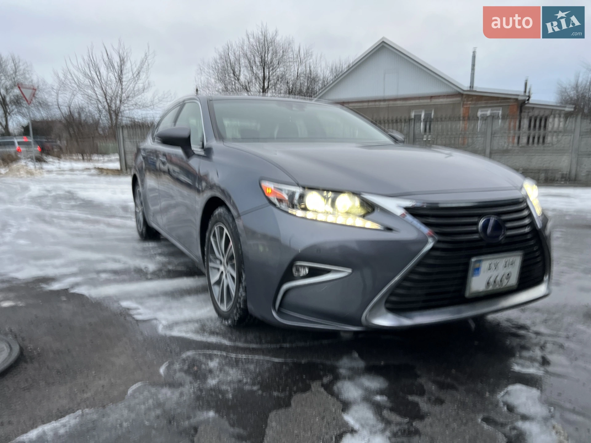 2017 Lexus ES - мініатюра 11
