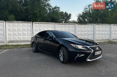 Седан Lexus ES 2015 в Житомире