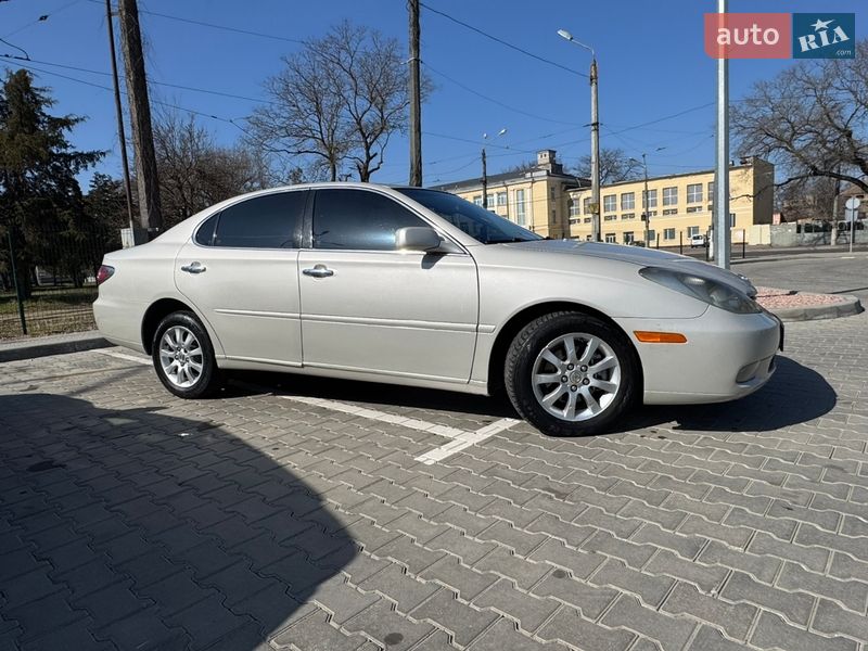 Седан Lexus ES 2003 в Одессе
