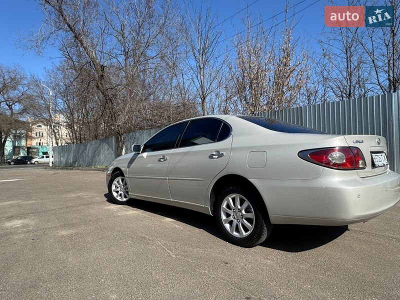 Седан Lexus ES 2003 в Одессе