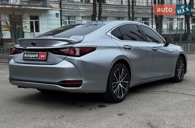 Седан Lexus ES 2023 в Киеве