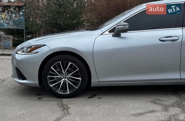 Седан Lexus ES 2023 в Киеве